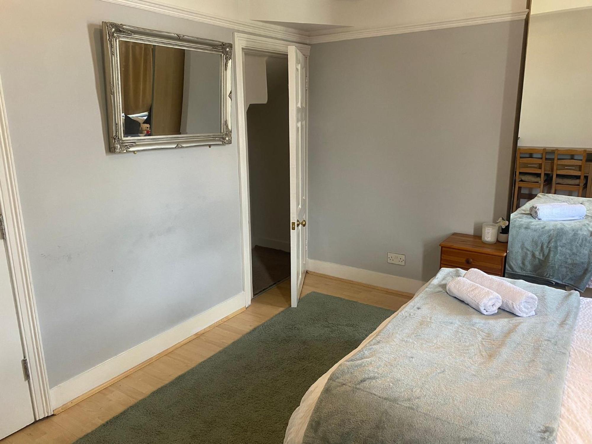 London Rental Carshalton Exteriör bild