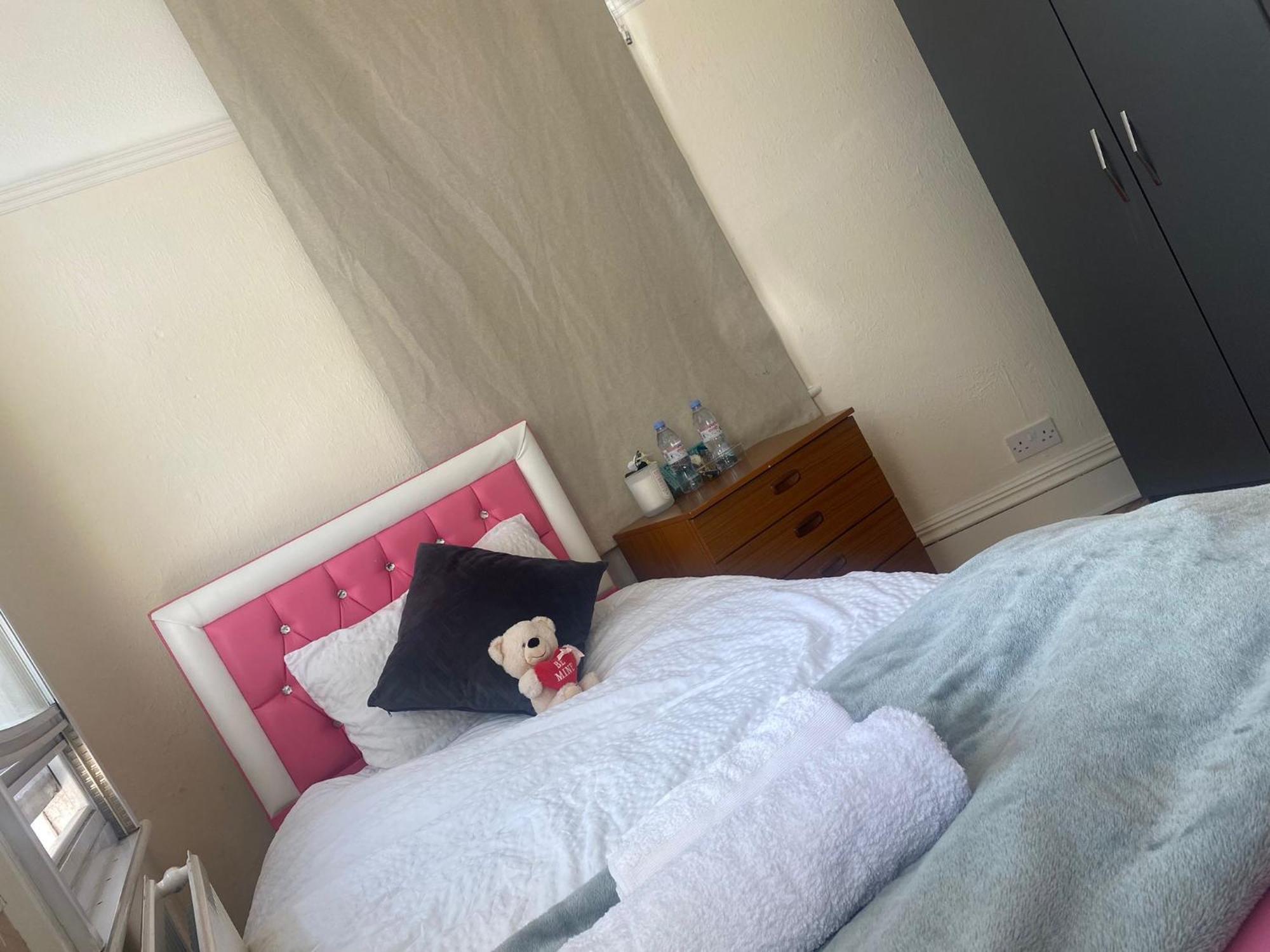London Rental Carshalton Exteriör bild