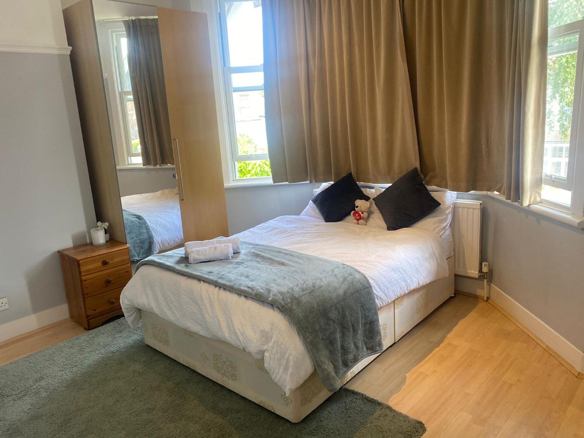 London Rental Carshalton Exteriör bild